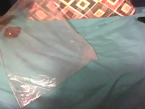 Živý XXX chat preety_ebony23