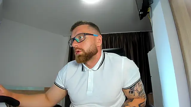Findom_guy – Naživo XXX chat