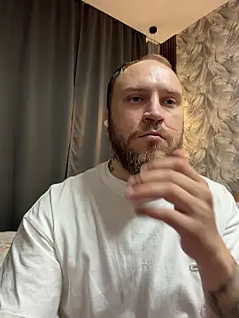 XXX chat uživo modela HermanFire