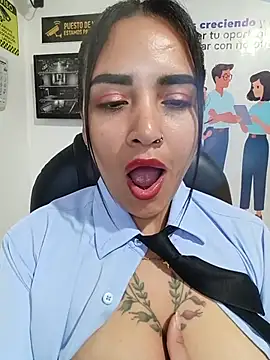 MAYE__13 Live XXX-Chat