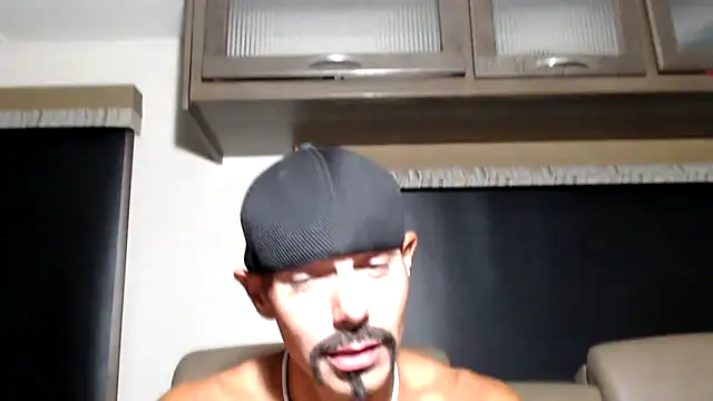 Chat XXX ao vivo de ThickD2C