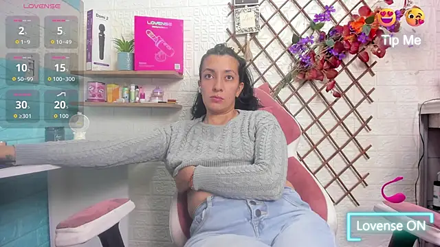 XXX chat uživo modela SALOME_KORLAND