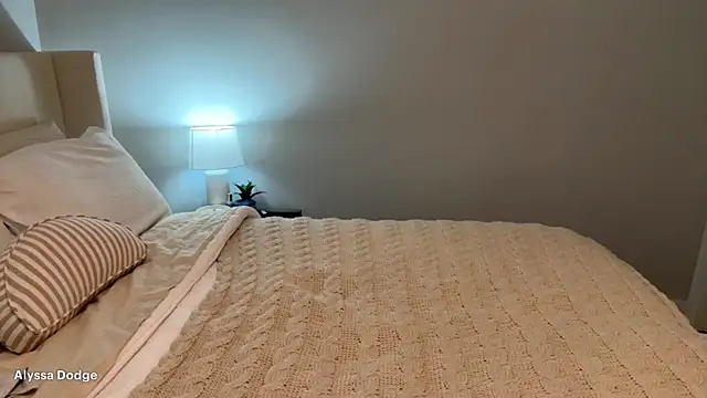 AlyssaDodgen Live XXX chat