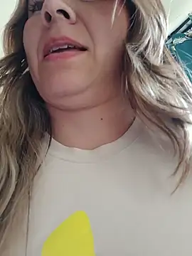 Hannah-colx's Live XXX Chat