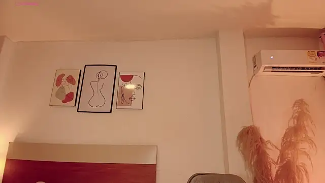 Meganlux1's Live XXX Chat