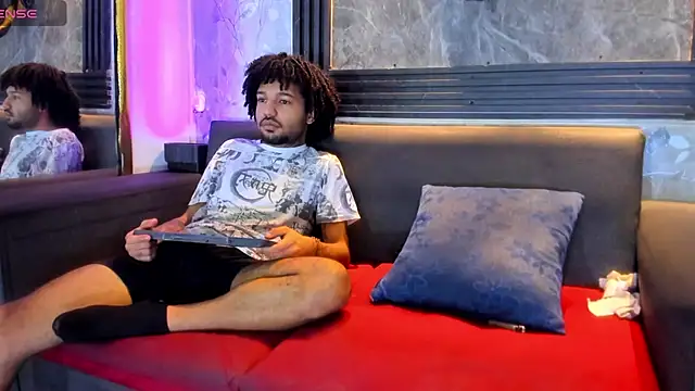 XXX chat uživo modela Angelo_Blessed