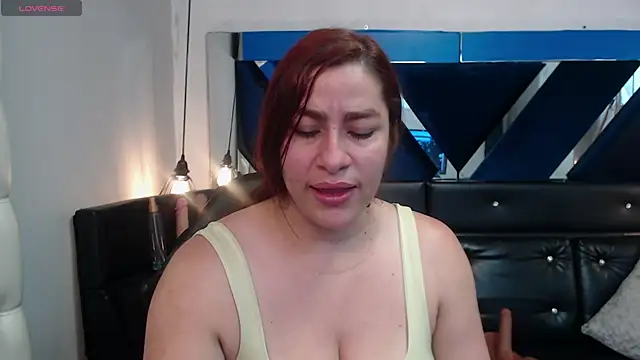 Alison-mar's Live XXX Chat
