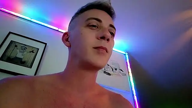 1Hugo1 Adlı Modelin Canlı XXX Sohbeti