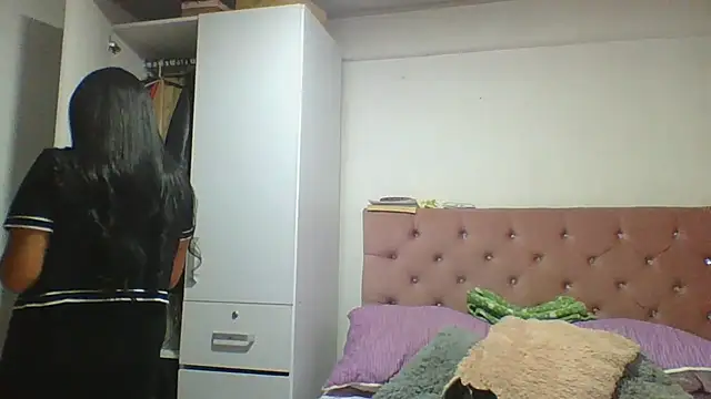 JulietaRiios' Live XXX Chat