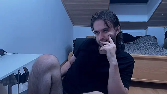 Bez3ybik Adlı Modelin Canlı XXX Sohbeti