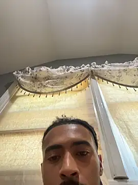Mellyj053's Live XXX Chat