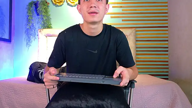 aalejo_gray 现场XXX聊天