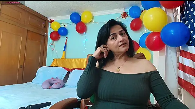 Chat +18 de ISABEEL_SOFIA01 ao vivo