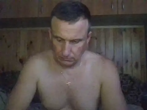 Maksymilian1 লাইভ XXX চ্যাট