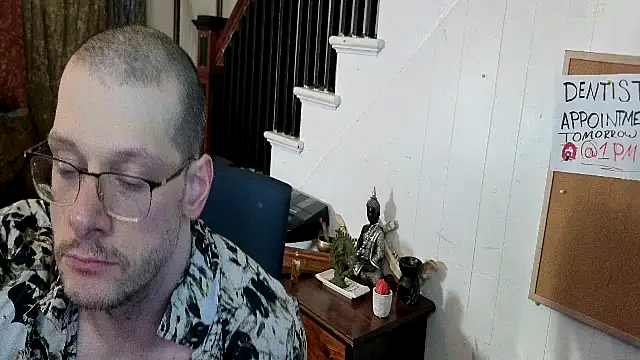 MasterDaddyCool élő XXX-chatje
