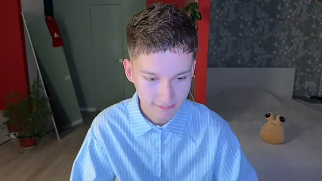 Chat +18 de AlexFH ao vivo