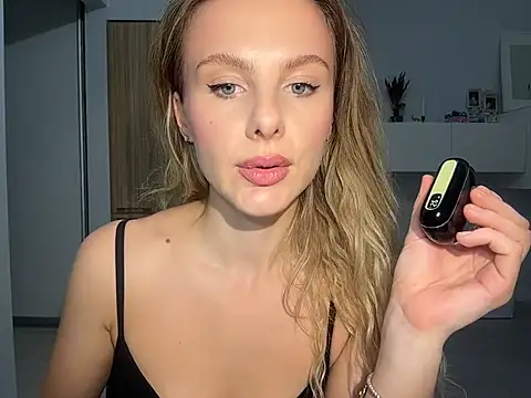 sirena124's Live XXX Chat
