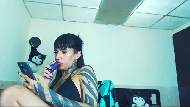 jazmin_wolfのライブXXXチャット