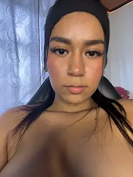 ALANAH_KITTYのライブXXXチャット