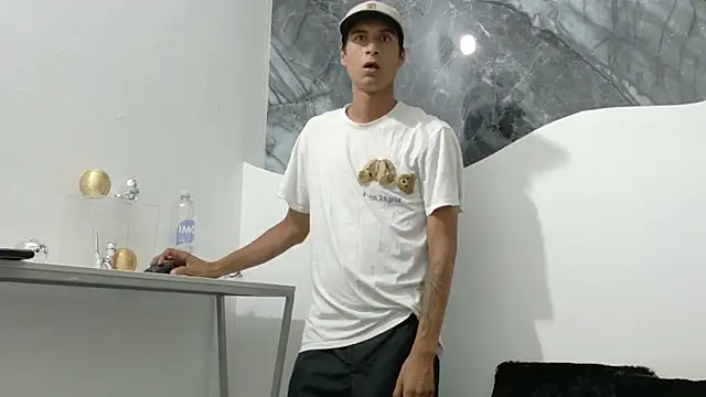 cameronsilvermanのライブXXXチャット