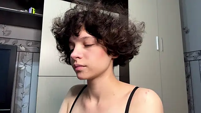 Nikatyanxx's Live XXX Chat