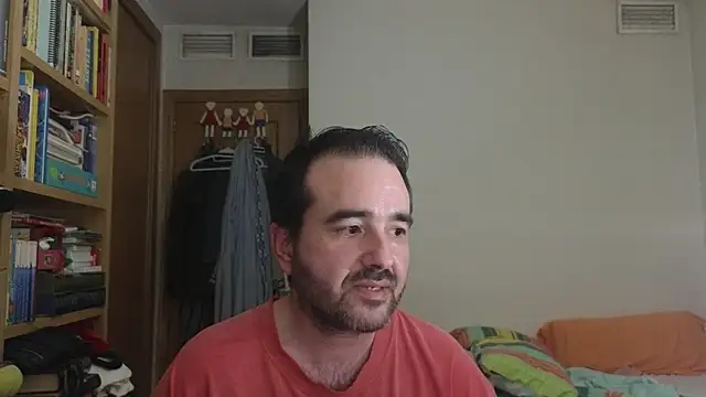 curiosillo83's Live XXX Chat
