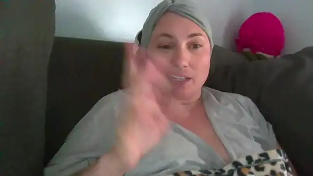 دردشة Emily33333 الجنسية المباشرة