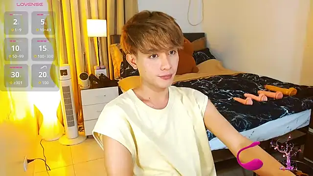 WildestTwink Adlı Modelin Canlı XXX Sohbeti