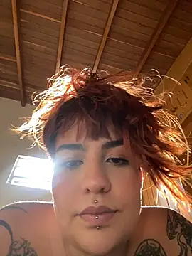 name_less_lulu élő XXX-chatje
