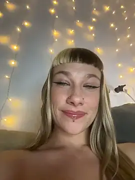 Chat +18 de Dhaliawonder ao vivo
