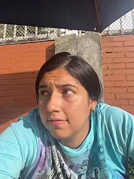 Chat +18 de MiaSweet127 ao vivo