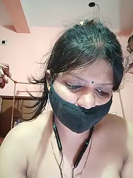Chatroom XXX en direct de ZOYA-STRIP