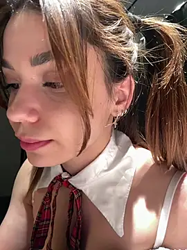 cozy_hazel Chat XXX in diretta