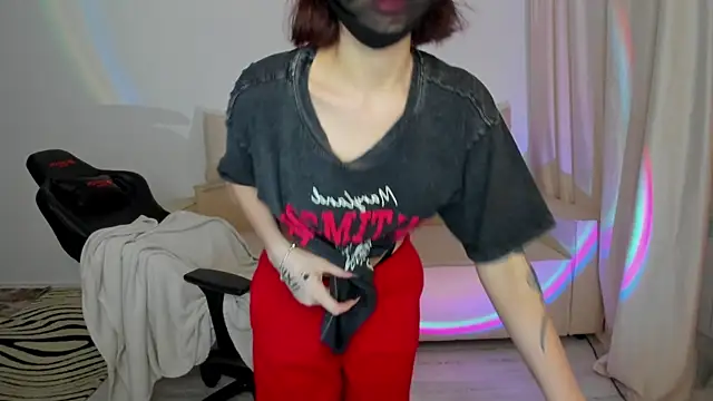 DeferentUproar's Live XXX Chat
