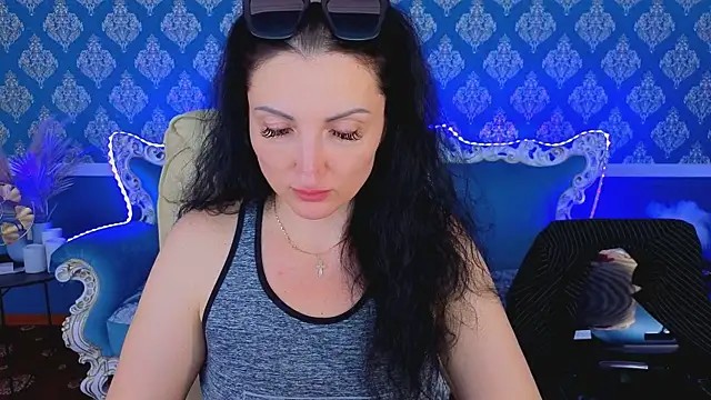 MissRossi Chat XXX live