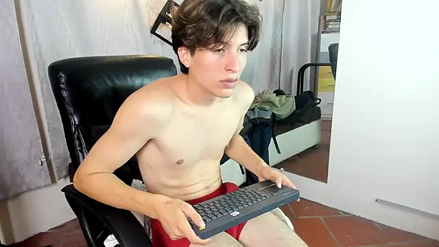 Marcoviolet Live XXX-Chat