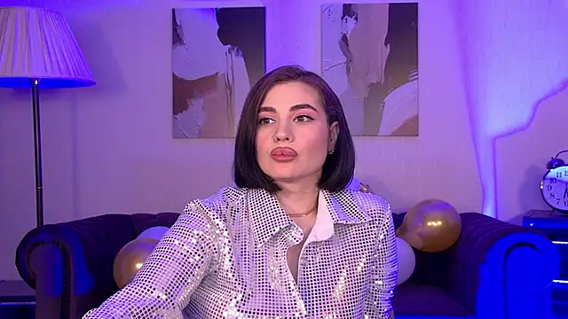 AdrianaToress 现场XXX聊天