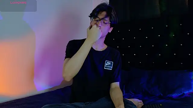 lui_x_dust's Live XXX Chat