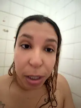Chat +18 de innocent1444 ao vivo
