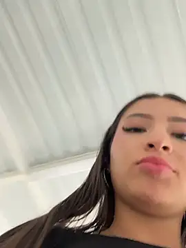 Chat +18 de Itze_Mua ao vivo