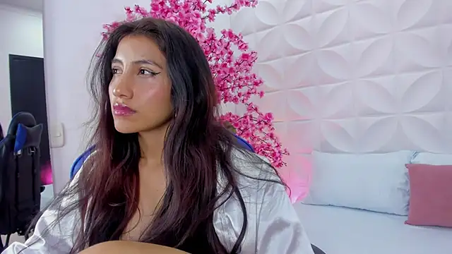 tasmin_hayのライブXXXチャット