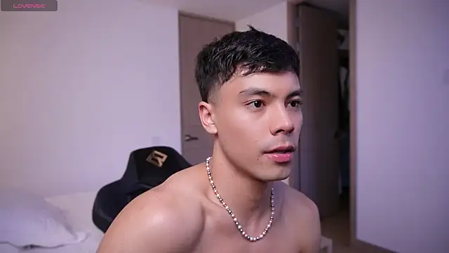 Dammon_Stallion 라이브 XXX 채팅