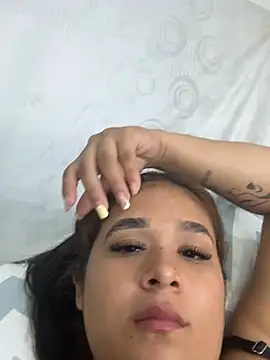 Chat +18 de Aaliyah_Melej ao vivo