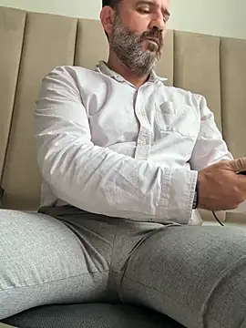 Hairy_Dad86 Live XXX-chat