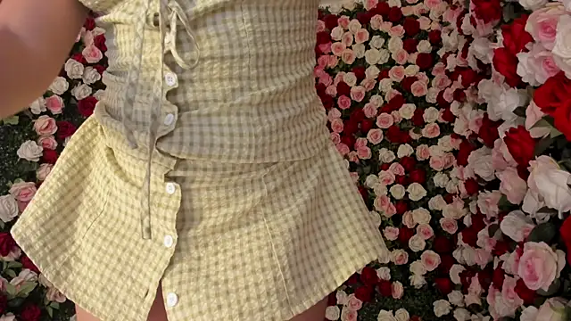 esther_sofia 现场XXX聊天