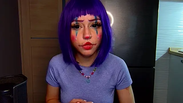 XXX chat uživo modela YunaLeaf