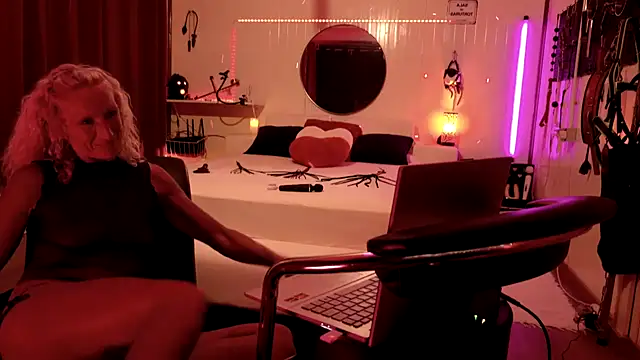 BarbaraKinkyRoomn Live XXX chat