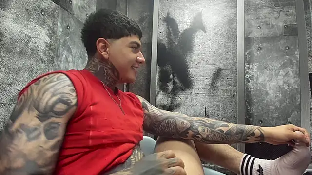 Gury_tattoo Chat XXX live