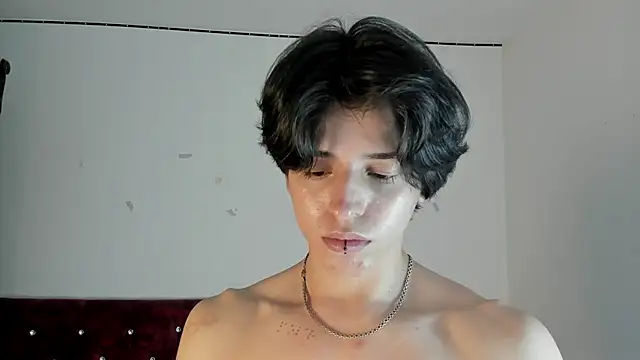 Angel_Miguel_1's Live XXX Chat