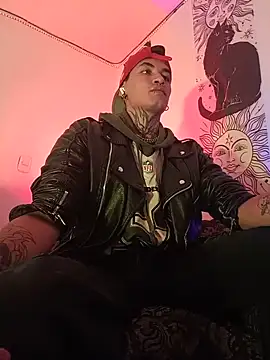 AlecBanne_ élő XXX-chatje